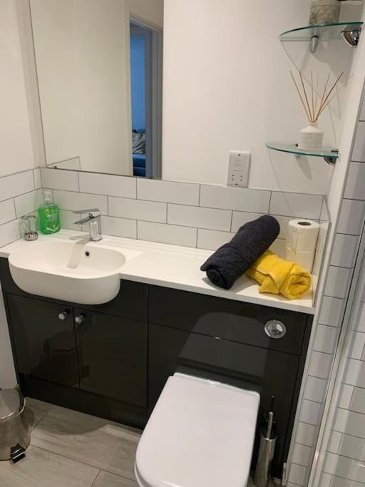 1 Bedroom Self Contained Separate Annexe In Exeter Ide Kültér fotó