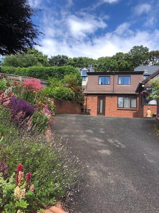 1 Bedroom Self Contained Separate Annexe In Exeter Ide Kültér fotó