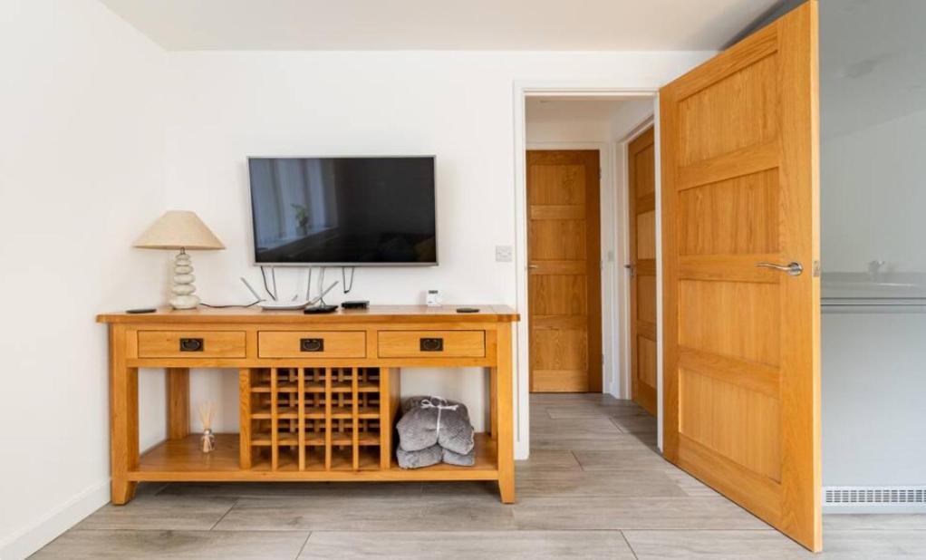 1 Bedroom Self Contained Separate Annexe In Exeter Ide Kültér fotó